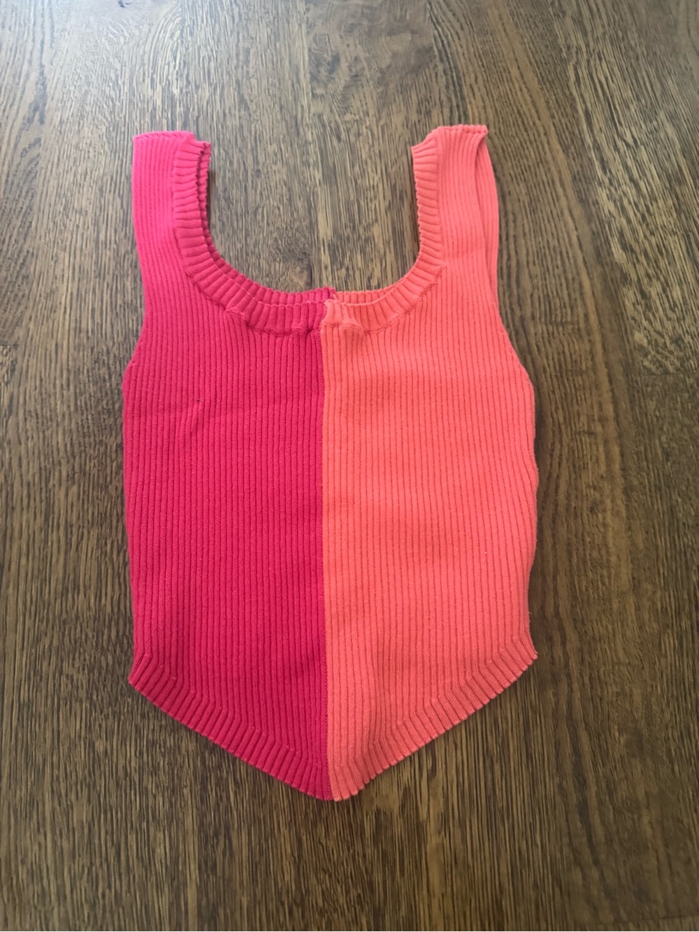 vestique Two-Tone Ribbed Tank Top in Hot Pink & Coral